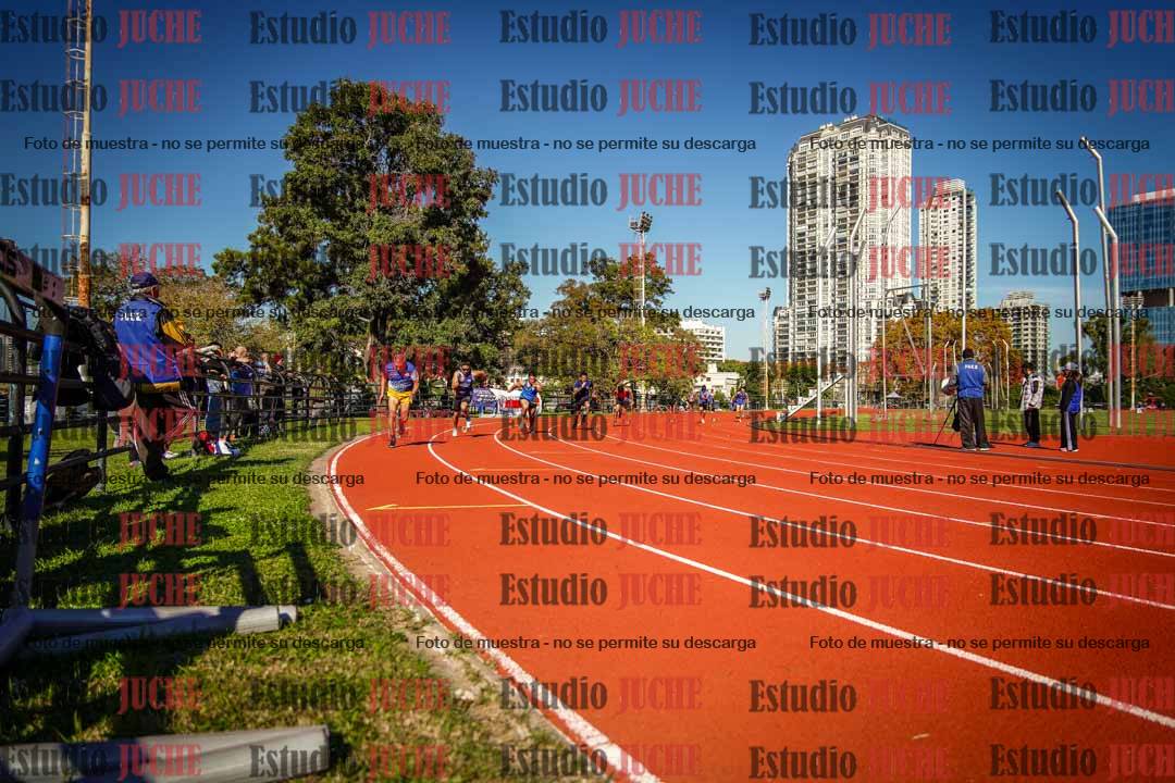 Fotos de los 200 m llanos de varones