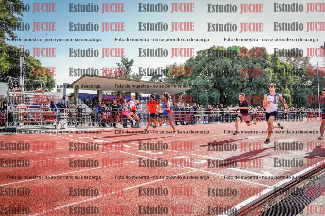 Fotos de los 100 m llanos de varones