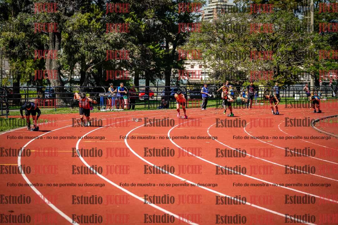 Fotos de los 200 m llanos de varones