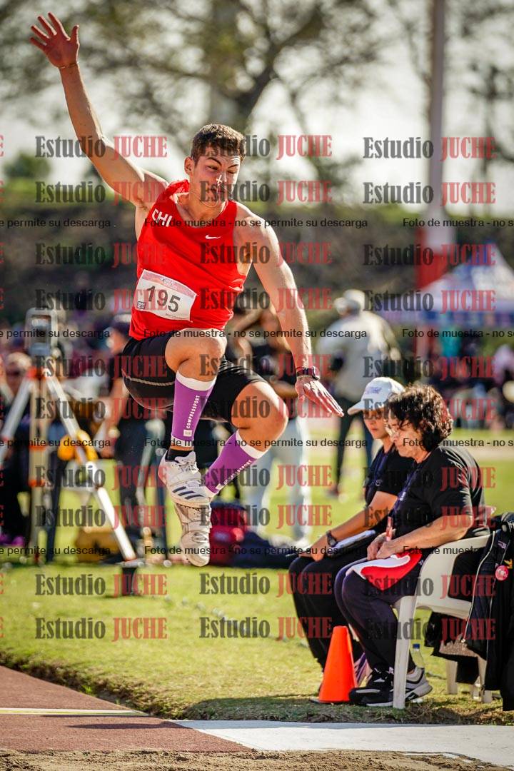 Fotos del salto en largo de varones - deca 2