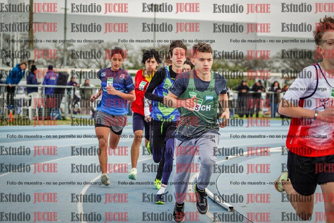 Fotos de los 600 m llanos de varones