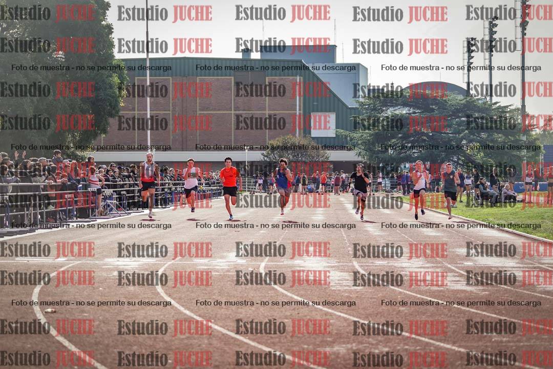 Fotos de los 100 m llanos de varones