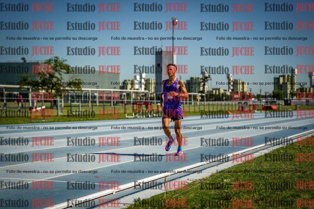 Fotos de los 5000 m de mujeres y varones - serie 2