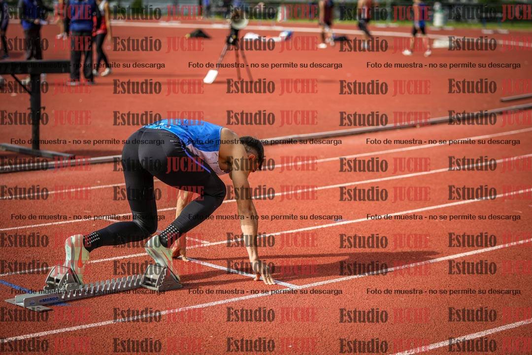 Fotos de los 400 m con vallas de varones