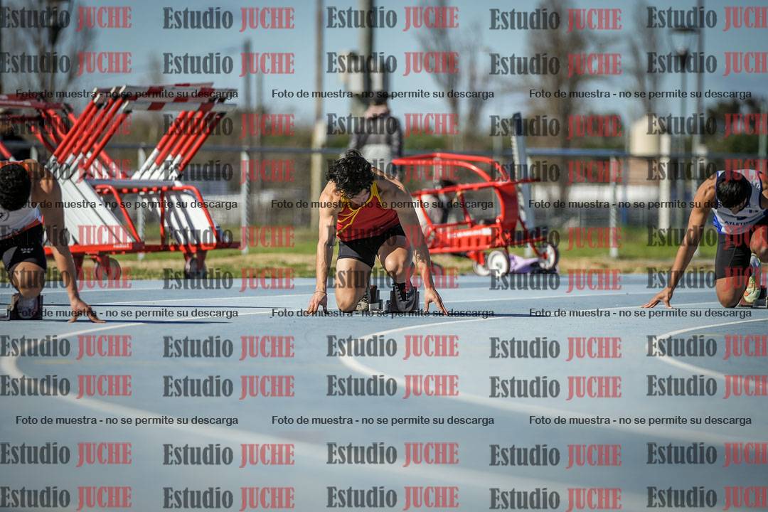 Fotos de los 200 m llanos de varones