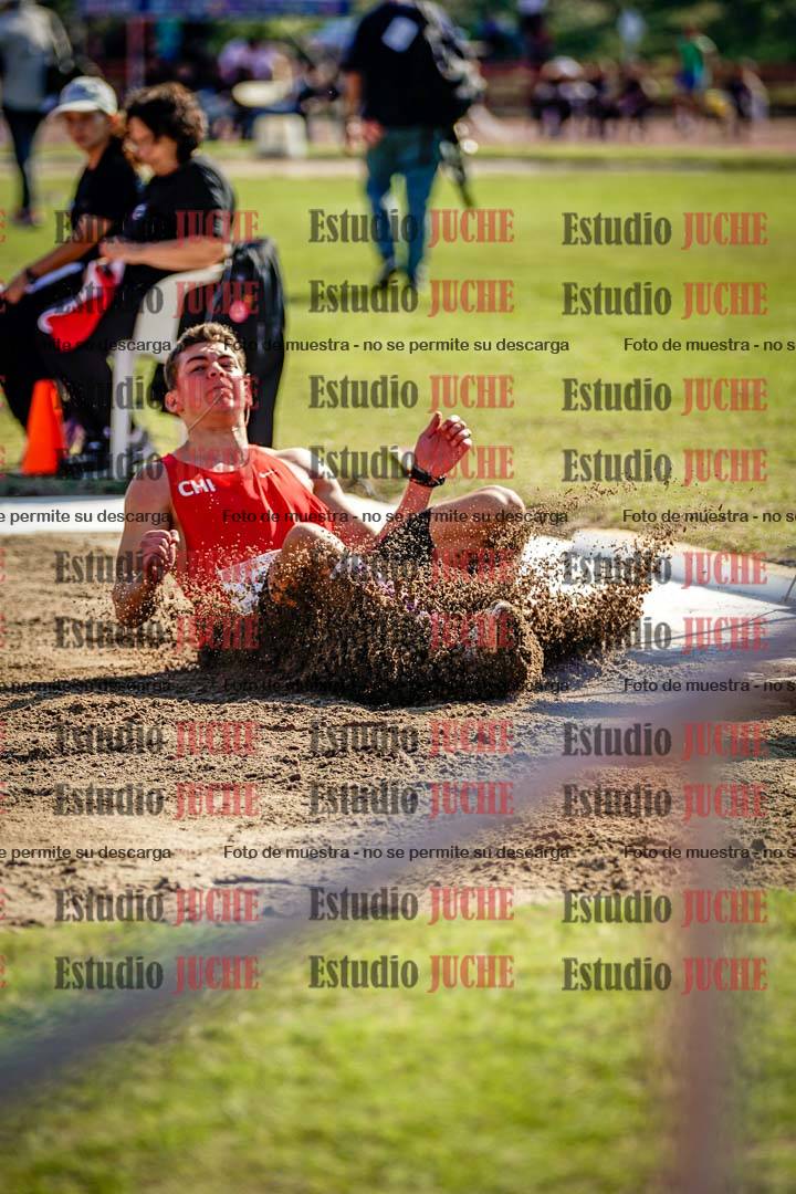 Fotos del salto en largo de varones - deca 2