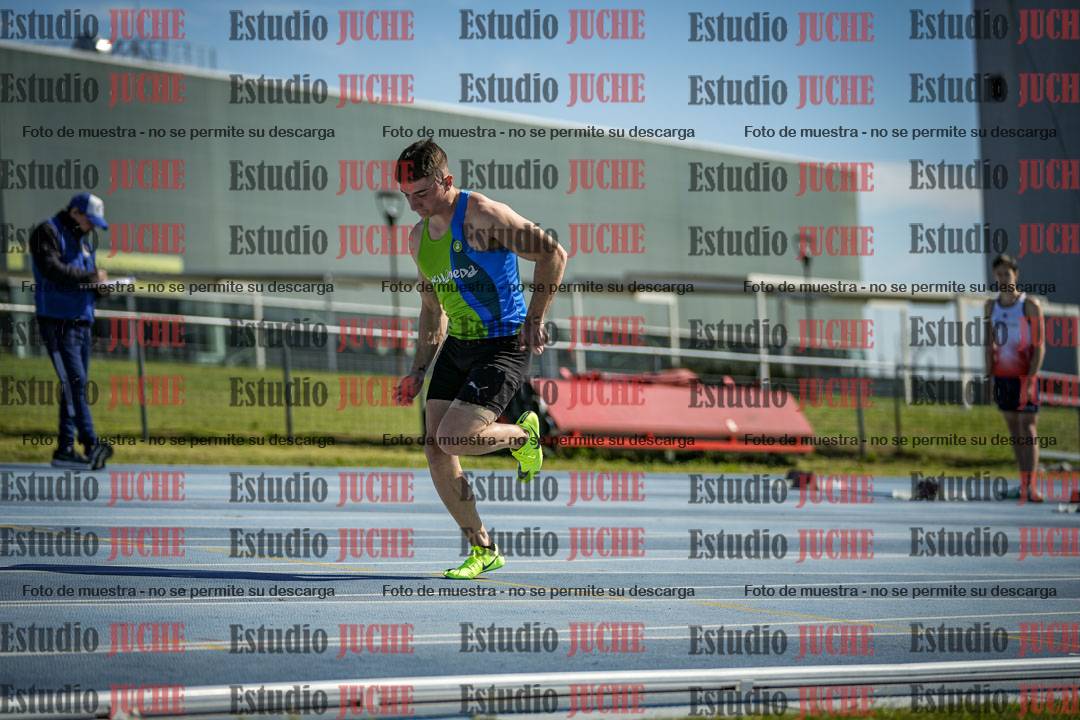 Fotos de los 100 m llanos de varones