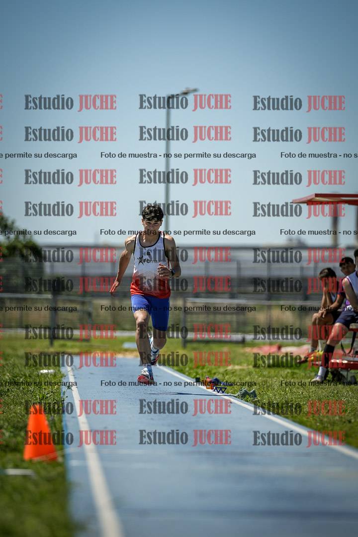 Fotos del salto triple de varones y mujeres - todas las tablas