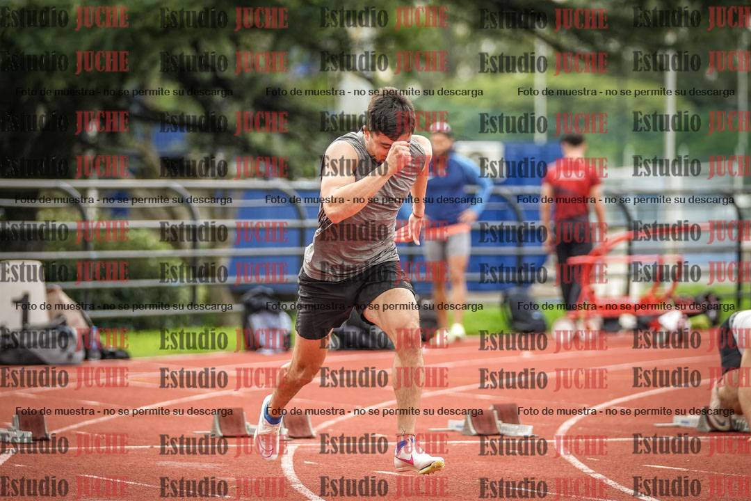 Fotos de los 100 m llanos de varones