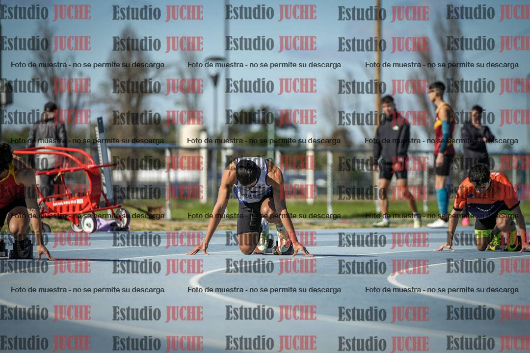 Fotos de los 200 m llanos de varones