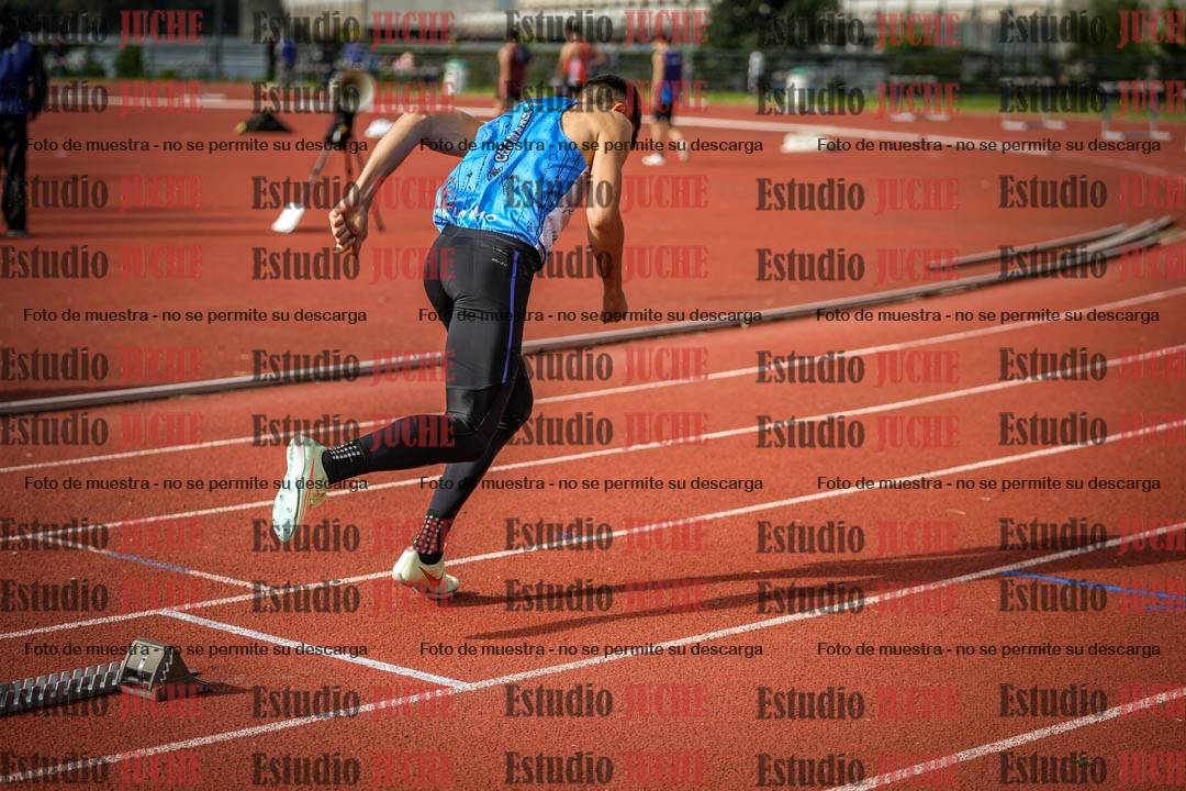 Fotos de los 400 m con vallas de varones