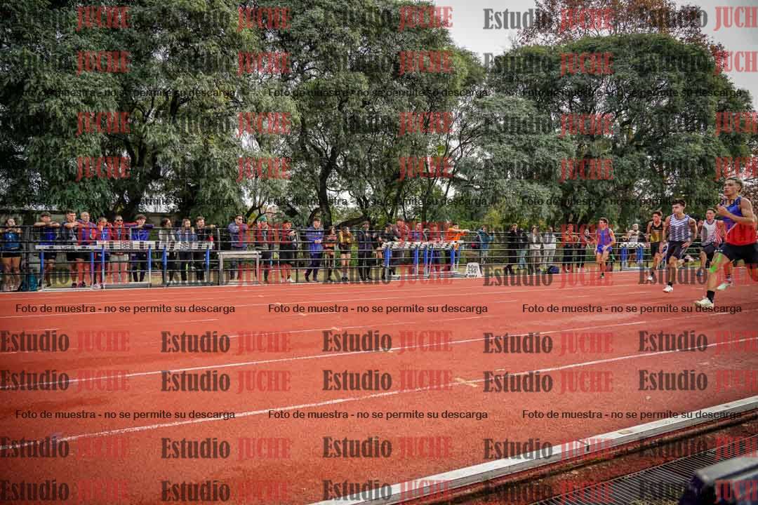 Fotos de los 100 m llanos de varones