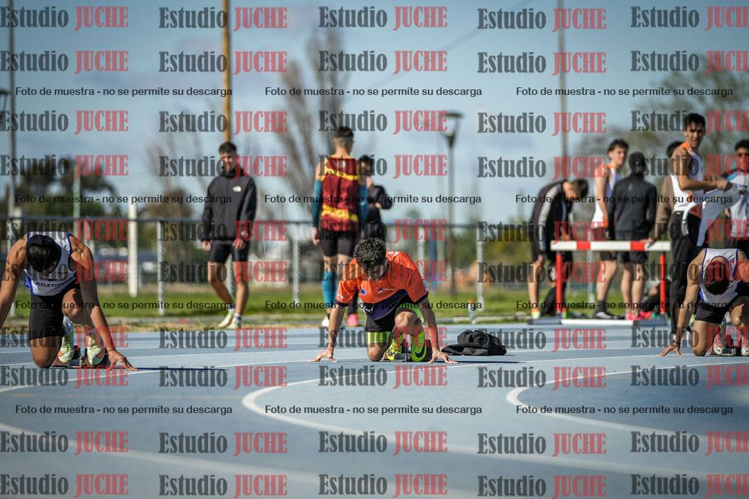 Fotos de los 200 m llanos de varones
