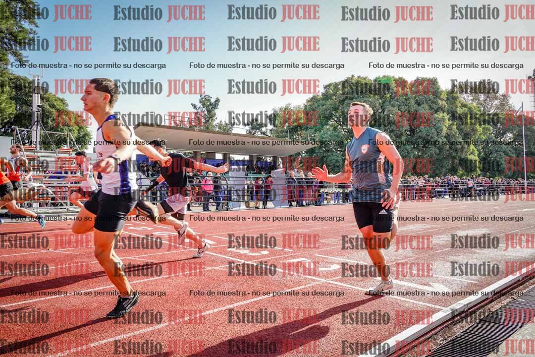 Fotos de los 100 m llanos de varones