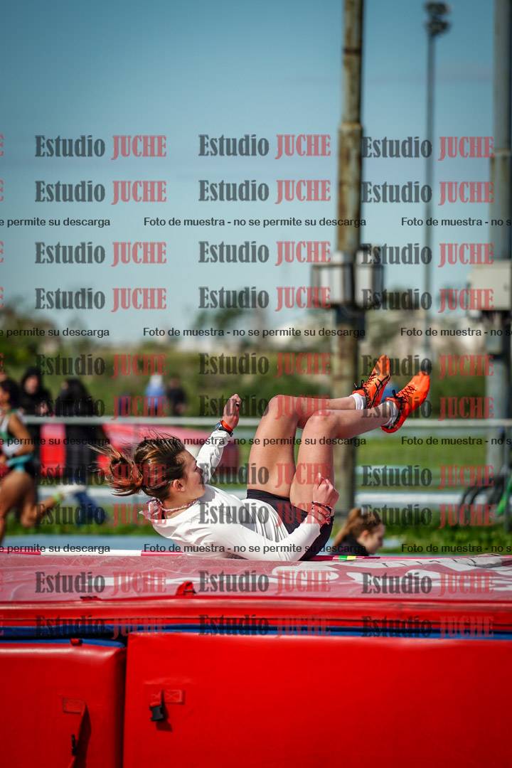 Fotos del salto en alto de mujeres - todas las categorías (incluye combinadas)