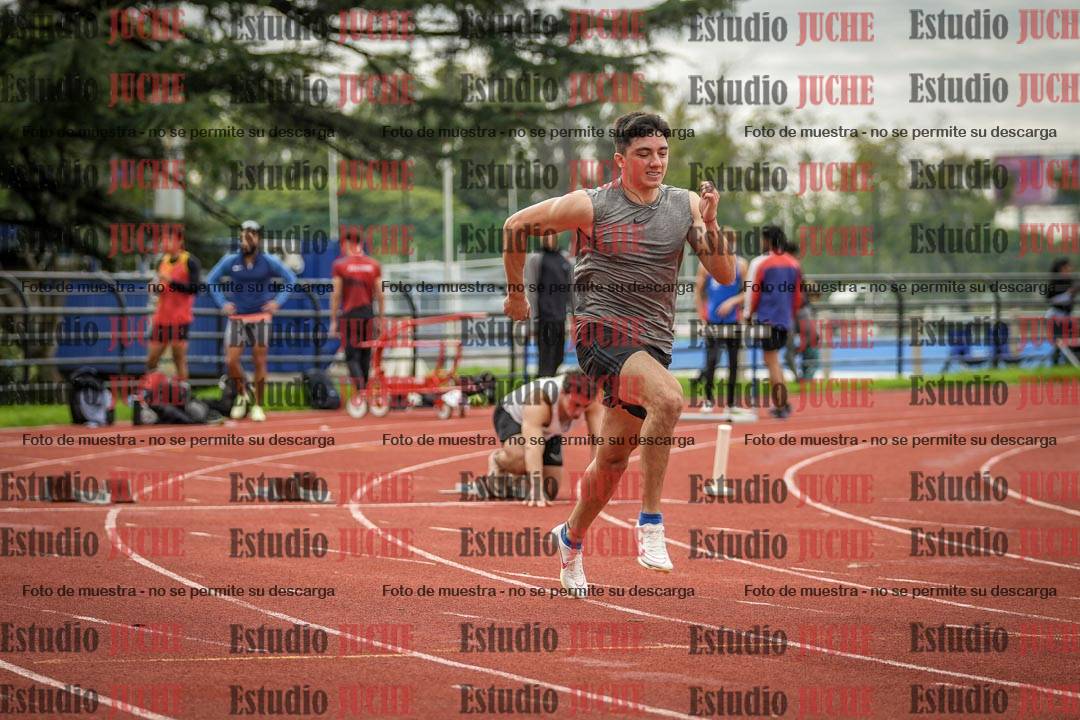 Fotos de los 100 m llanos de varones