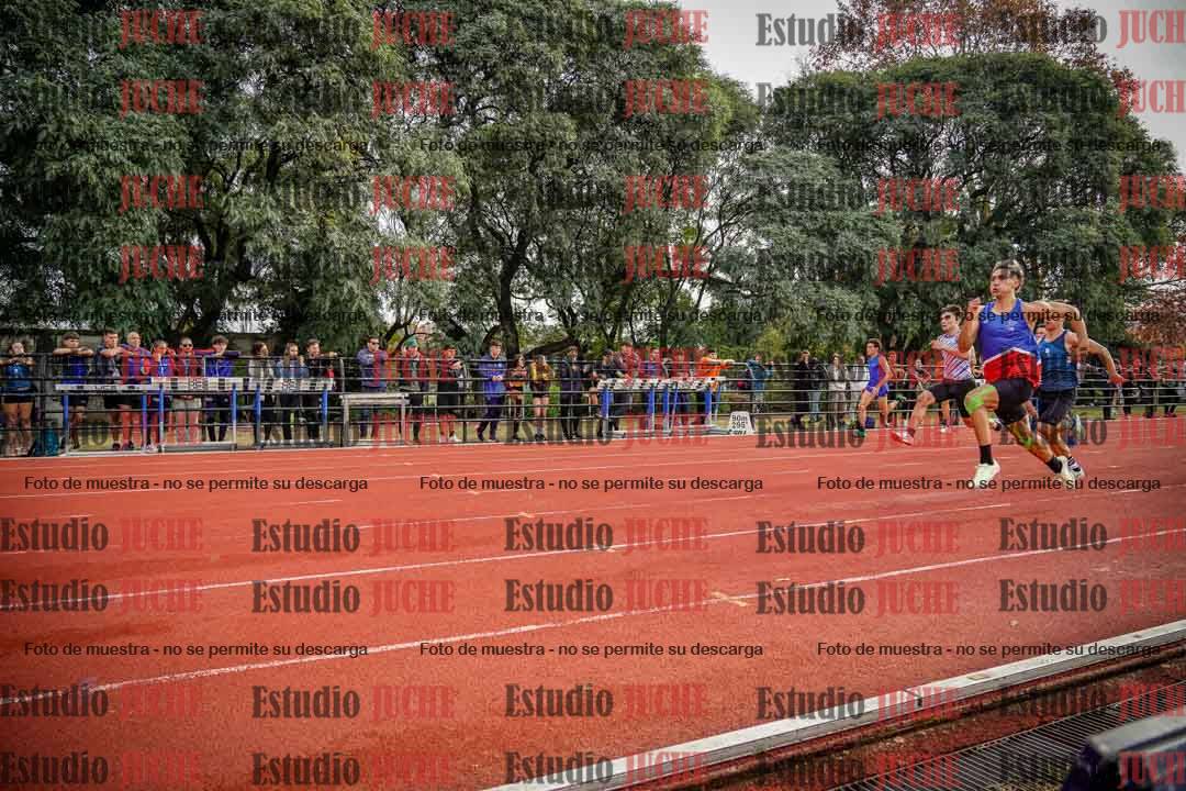 Fotos de los 100 m llanos de varones