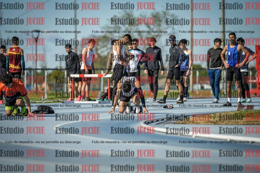 Fotos de los 200 m llanos de varones