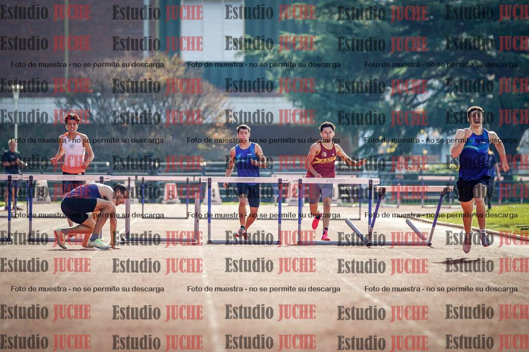 Fotos de los 400 m con vallas de varones