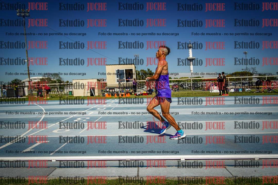 Fotos de los 5000 m de mujeres y varones - serie 2