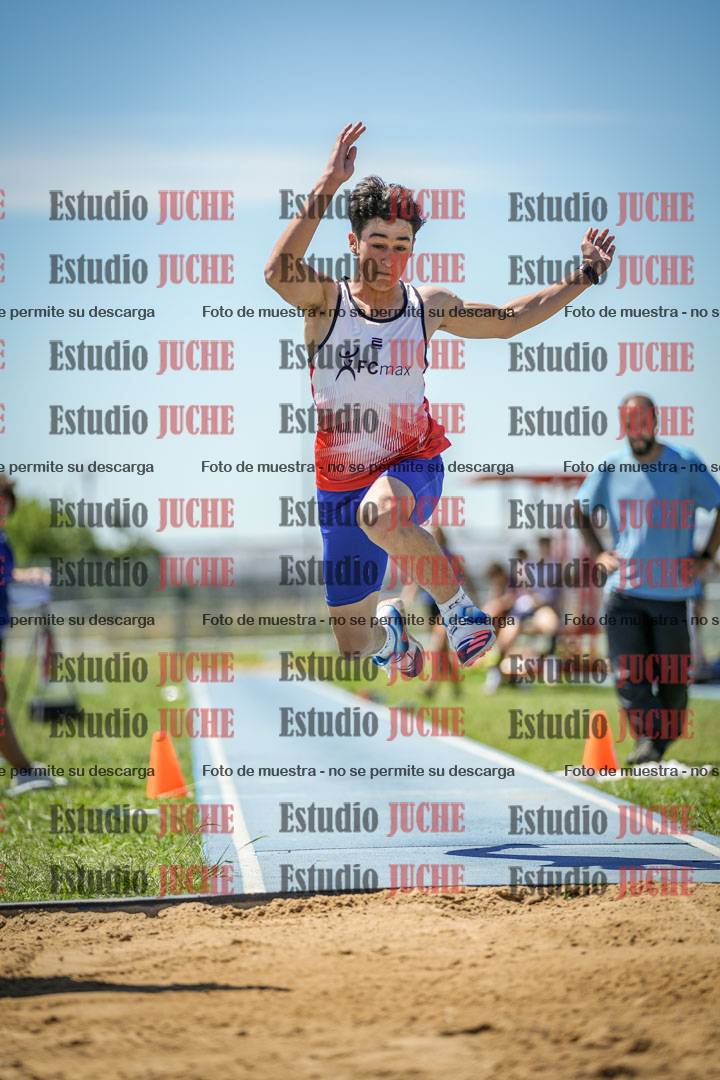 Fotos del salto triple de varones y mujeres - todas las tablas