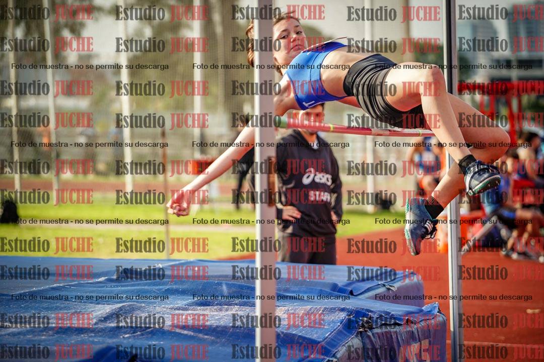 Fotos del salto en alto de mujeres