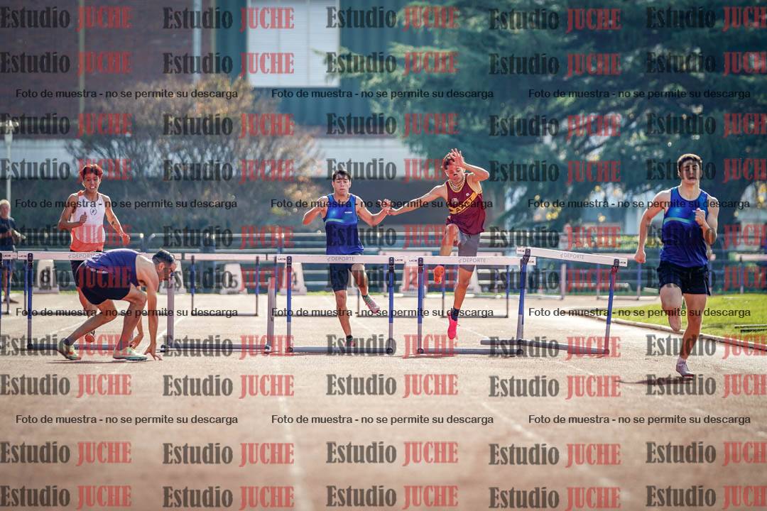 Fotos de los 400 m con vallas de varones