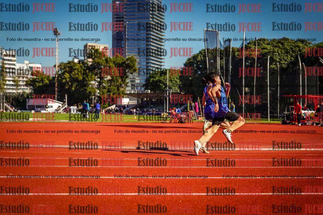 Fotos de los 200 m llanos de varones