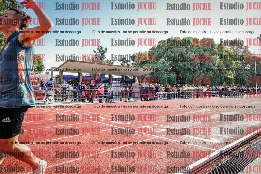 Fotos de los 100 m llanos de varones