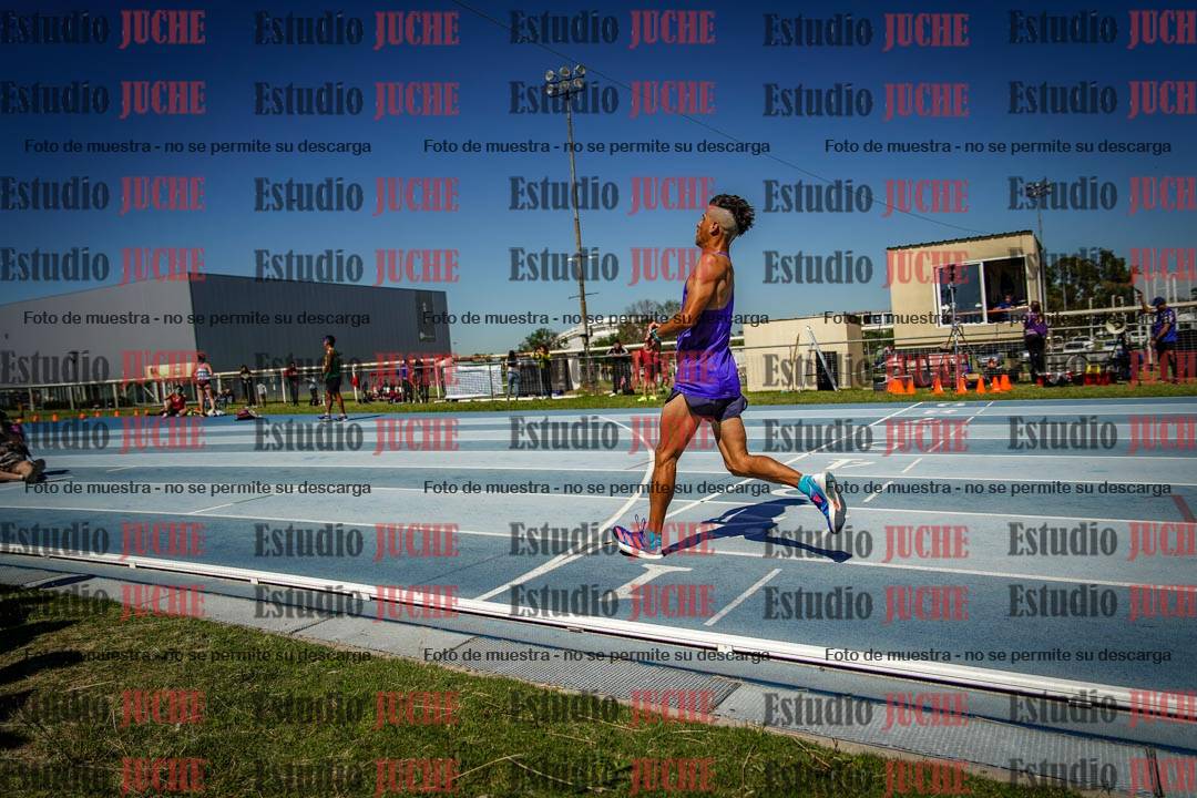 Fotos de los 5000 m de mujeres y varones - serie 2
