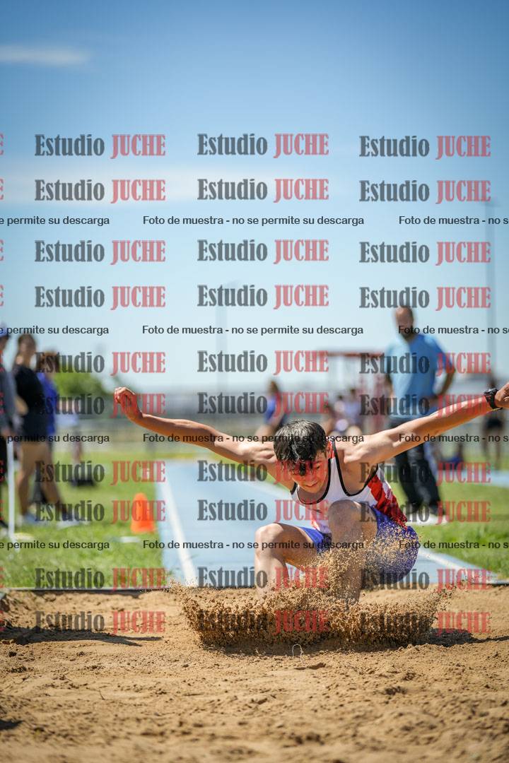 Fotos del salto triple de varones y mujeres - todas las tablas