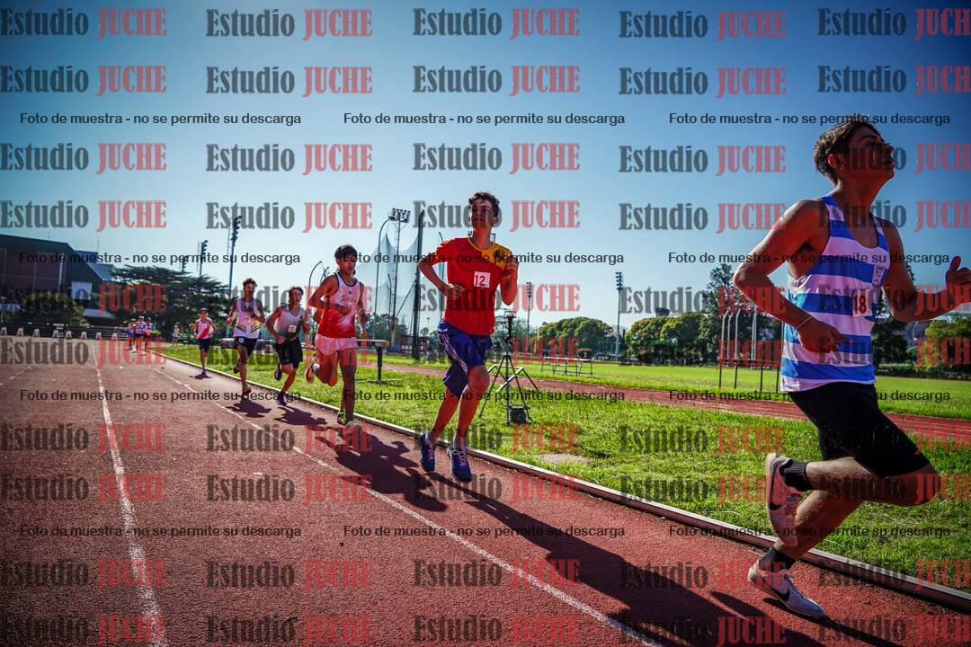 Fotos de los 2400 m llanos de varones