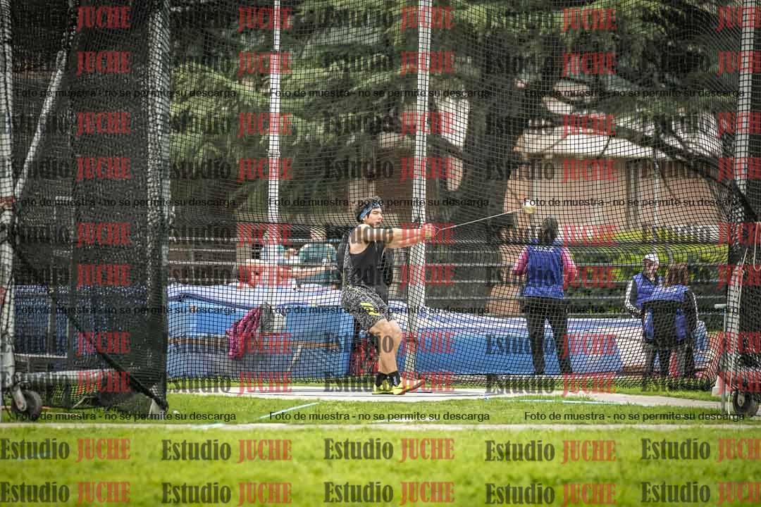 Fotos del lanzamiento de martillo de varones