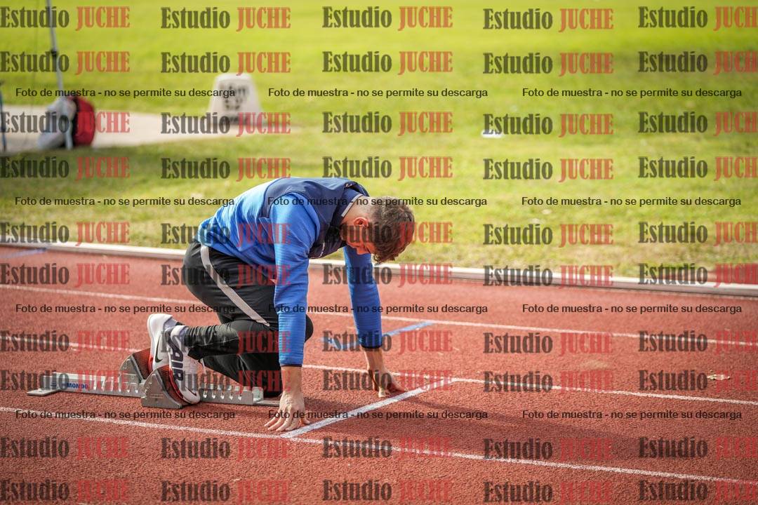 Fotos de los 400 m con vallas de varones