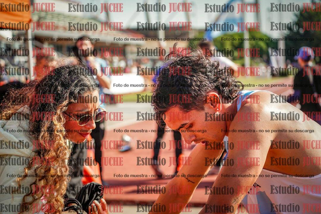 Fotos de algunos extras y podios del día 1