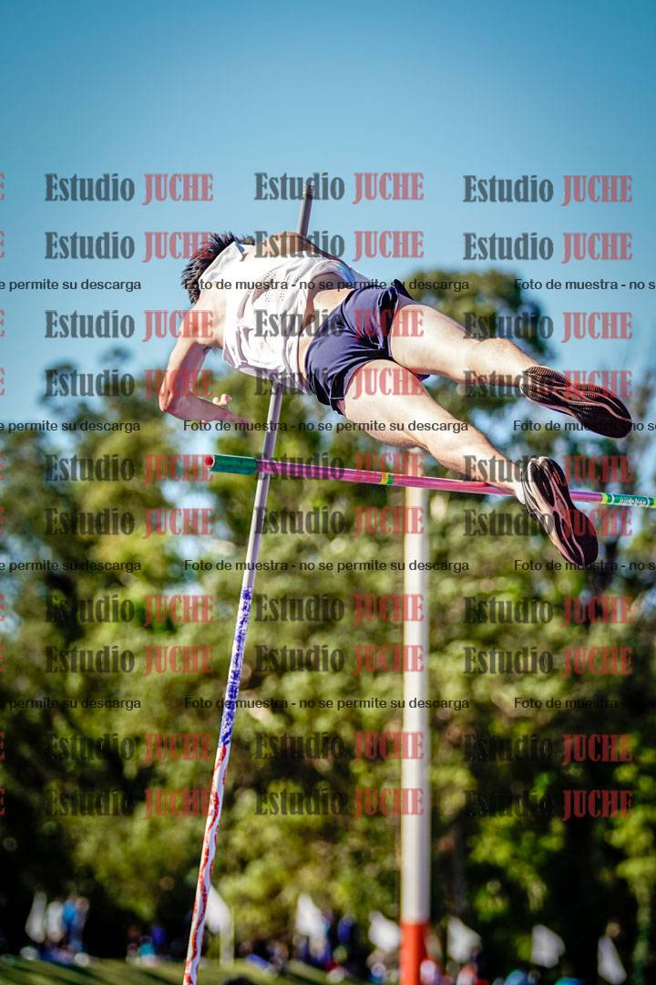 Fotos del salto con garrocha de varones - deca 8
