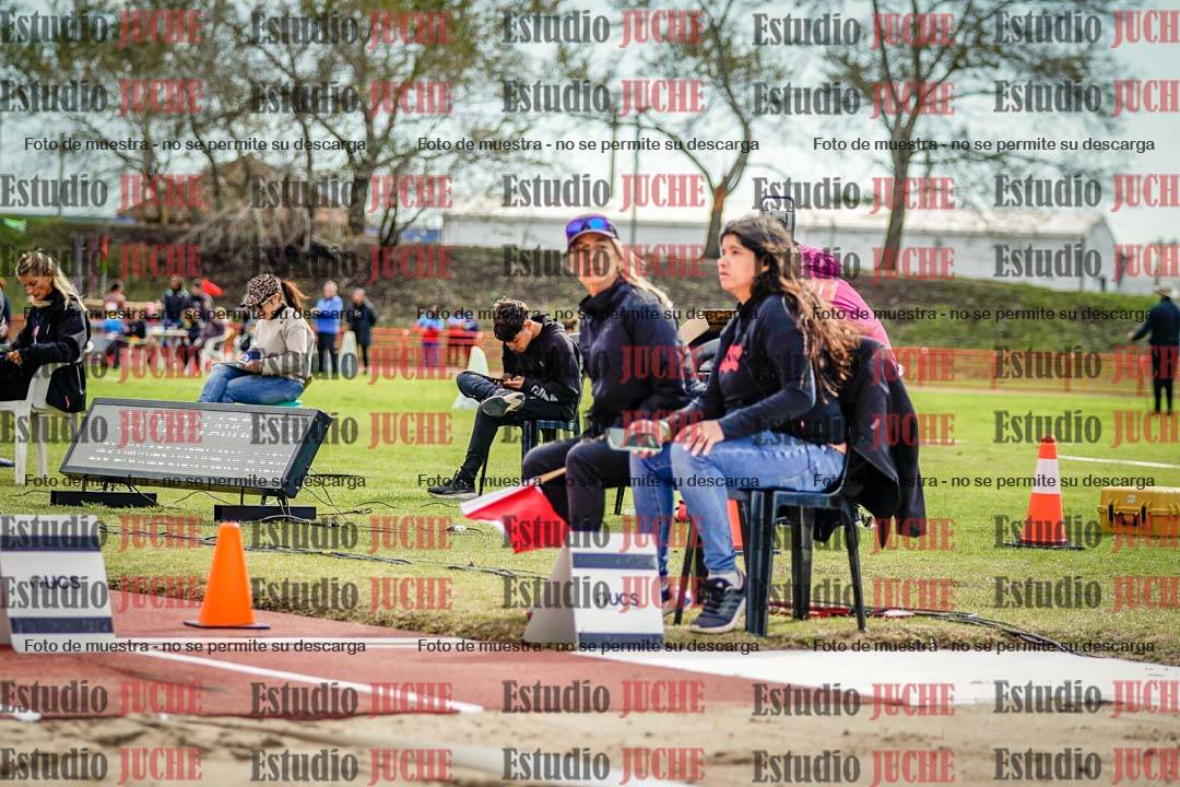 Fotos de algunos extras y podios del día 3