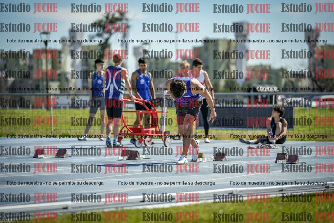 Fotos de los 100 m llanos de varones
