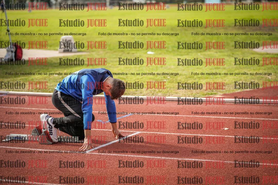 Fotos de los 400 m con vallas de varones