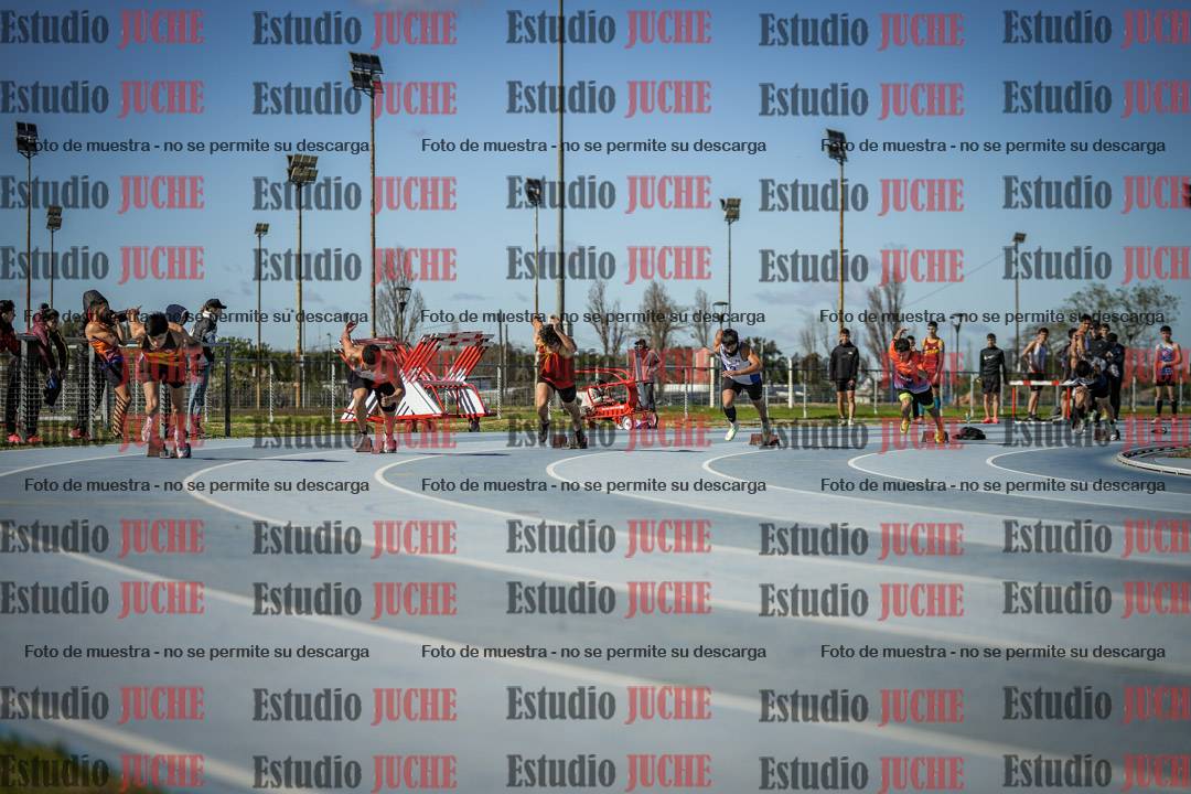 Fotos de los 200 m llanos de varones