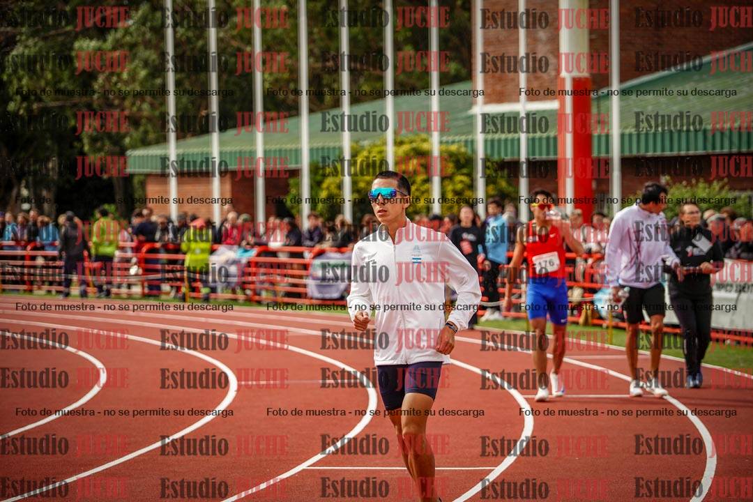 Fotos de algunos extras y podios del día 3