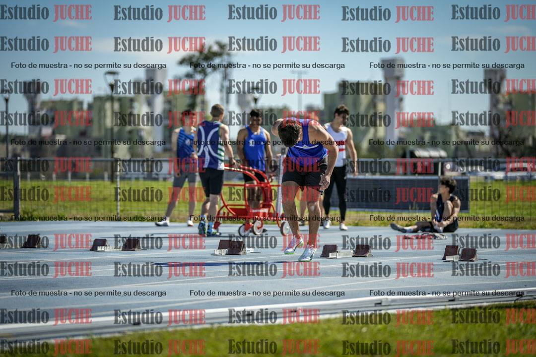 Fotos de los 100 m llanos de varones