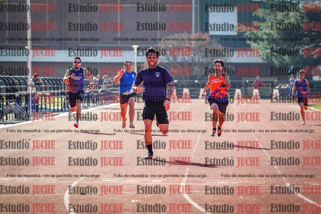Fotos de los 200 m llanos de varones