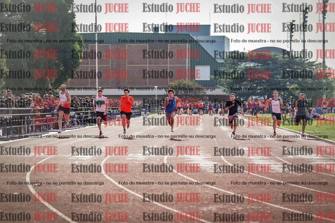 Fotos de los 100 m llanos de varones