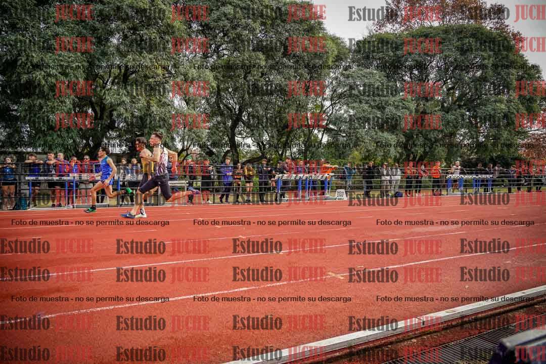 Fotos de los 100 m llanos de varones
