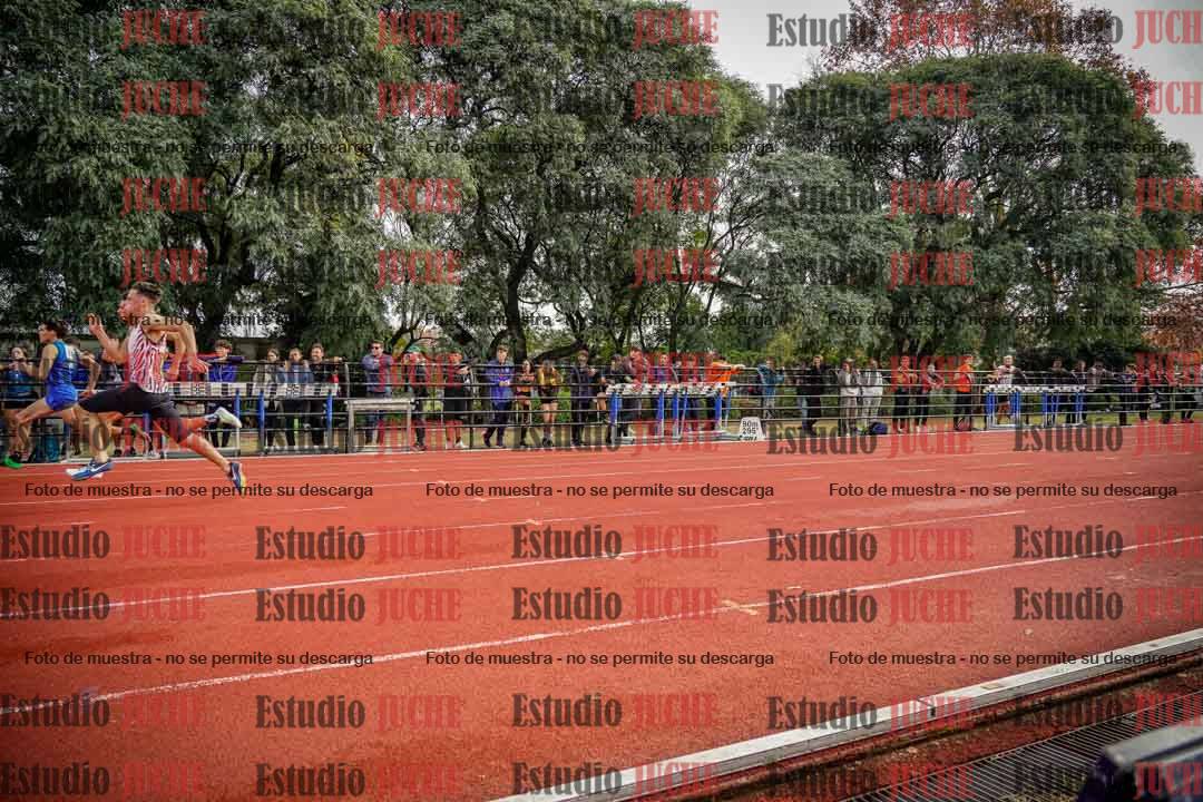 Fotos de los 100 m llanos de varones