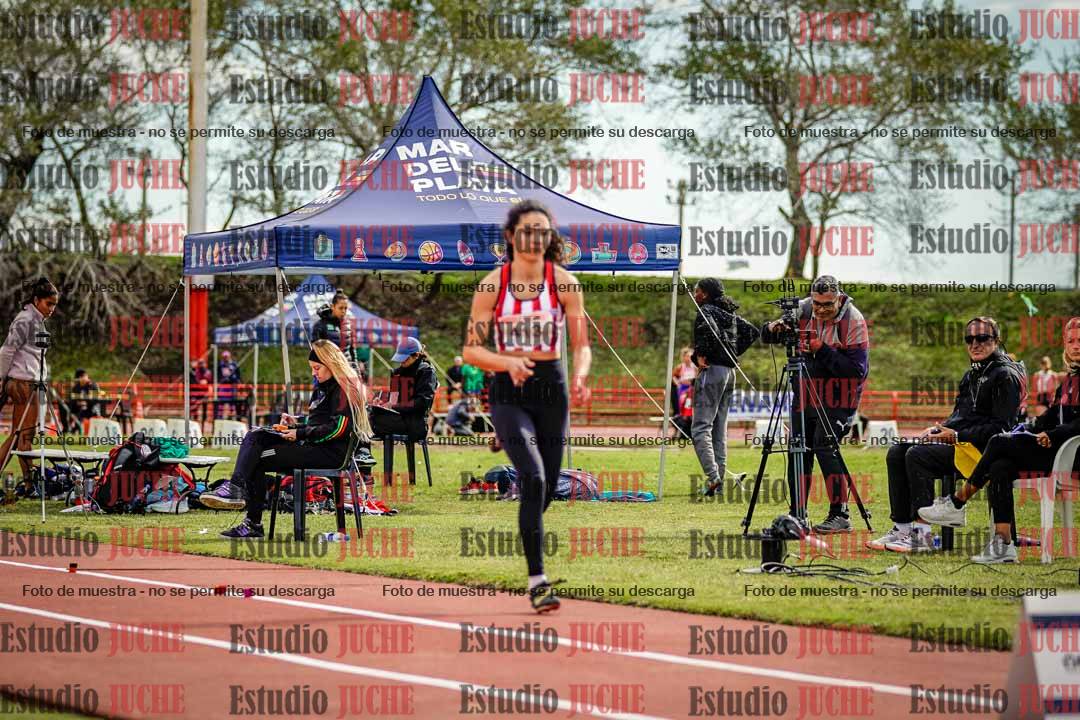 Fotos del salto en largo de mujeres - FINAL