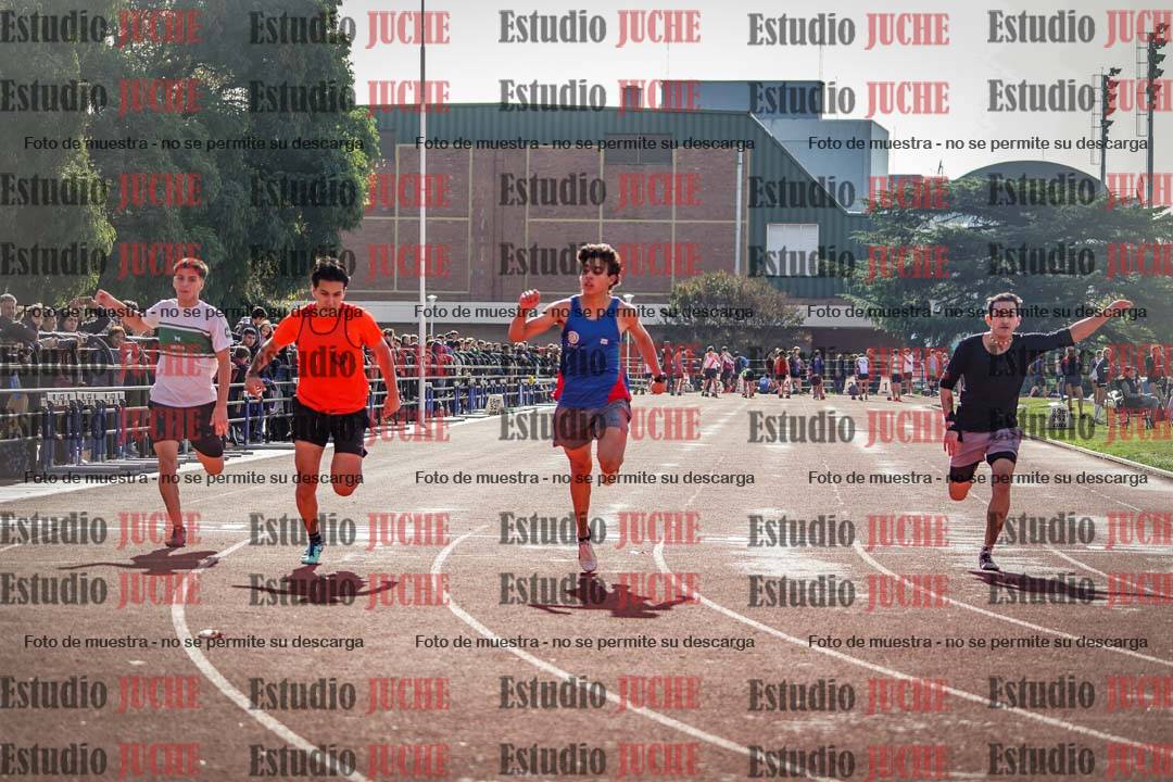 Fotos de los 100 m llanos de varones
