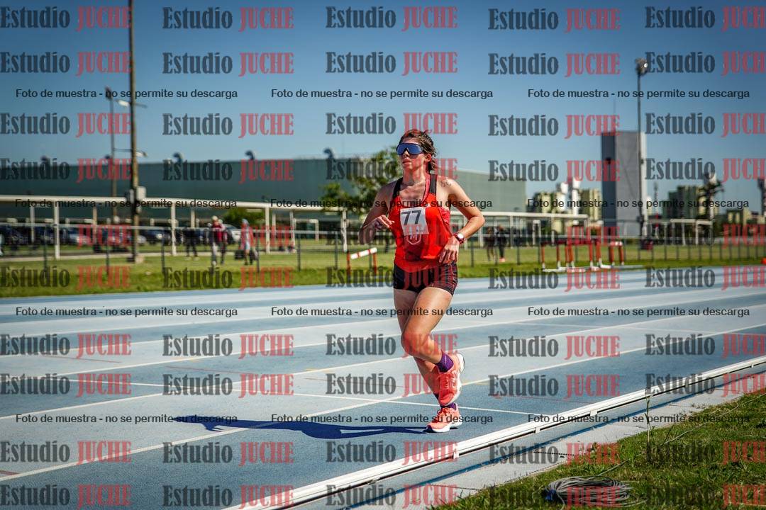 Fotos de los 5000 m de mujeres y varones - serie 2