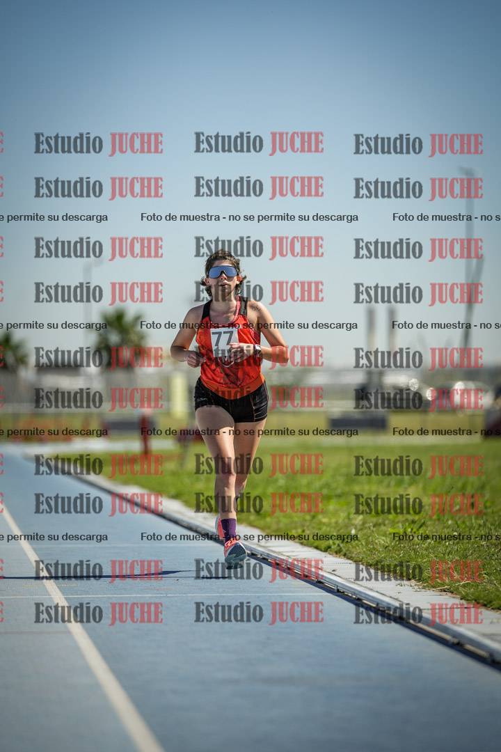 Fotos de los 5000 m de mujeres y varones - serie 2